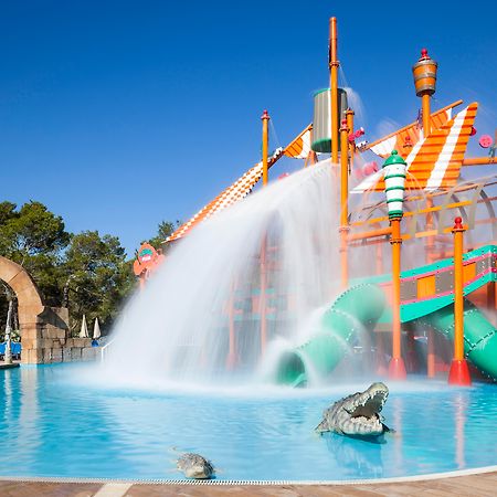Invisa Hotel Club Cala Blanca Es Figueral Bagian luar foto