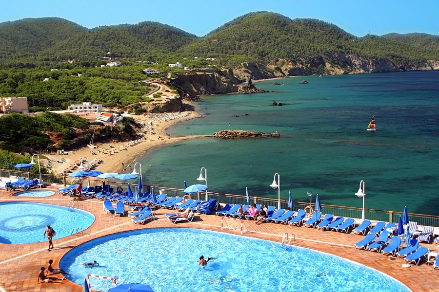 Invisa Hotel Club Cala Blanca Es Figueral Fasilitas foto